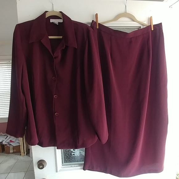 Allison Woods Dresses & Skirts - 🐢Allison Woods - 2 piece set